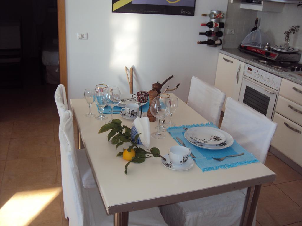 Villa Lori Qeparo Eksteriør billede